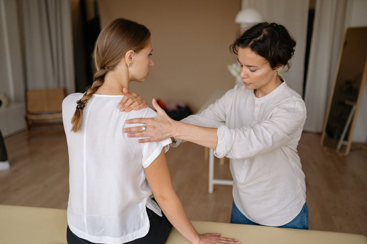 How Tight Neck Muscles Cause Shoulder Pain (& What To Do About It)